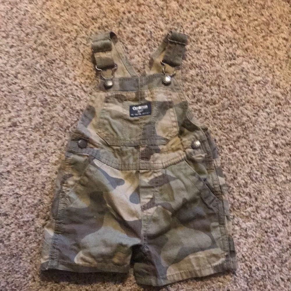 Camp print overalls